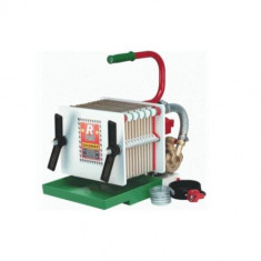 Filtru vin Rover Colombo 12, capacitate 350-500 L/h, 12 placi, dimensiune 20 x 20 cm, pompa bronz Mania Tools foto