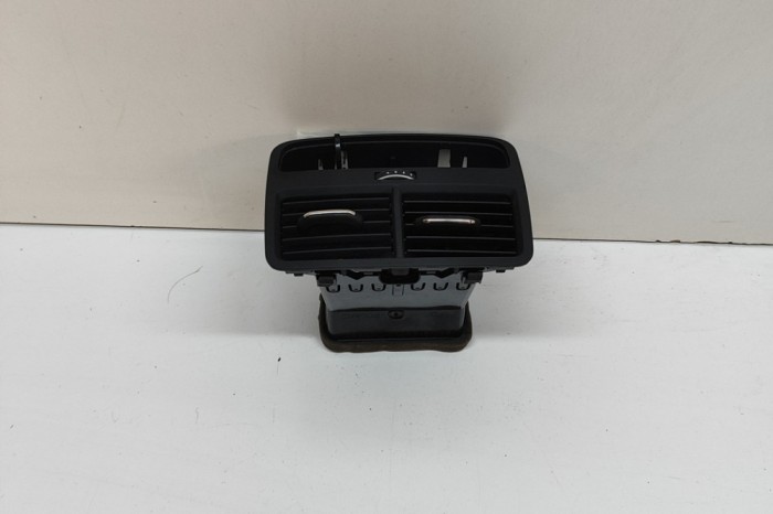 Gura de ventilație consola centrală AUDI A5 F53 2017 OEM: 8W0819203B 31222783