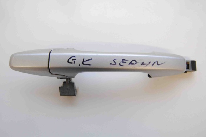 M&acirc;ner exterior ușă st&acirc;nga spate HONDA CIVIC VIII Hatchback FN, FK 2008 OEM: NER 1769992