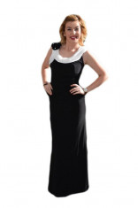 Rochie de seara lunga, neagra, eleganta, cu insertii albe pentru design foto