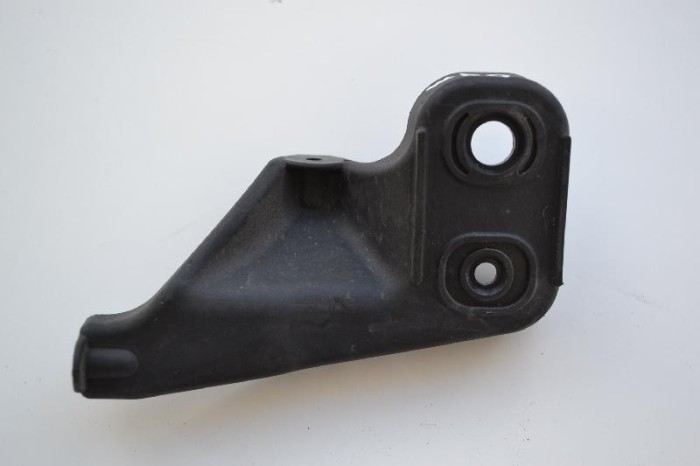 Suport bara de protecție st&acirc;nga spate AUDI A3 8P1 2004 OEM: 8P3807329 | 1520748