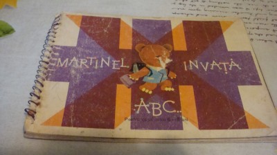 Martinel invata ABC -1968 foto