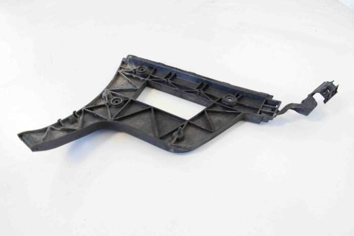 Suport bara de protecție dreapta spate AUDI A4 Avant 8K5, B8 2008 OEM: 8K9807454 10011002