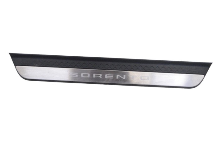 Ornament prag interior dreapta față KIA SORENTO IV MQ4, MQ4A 2021 OEM: 85883-P2100 22427315