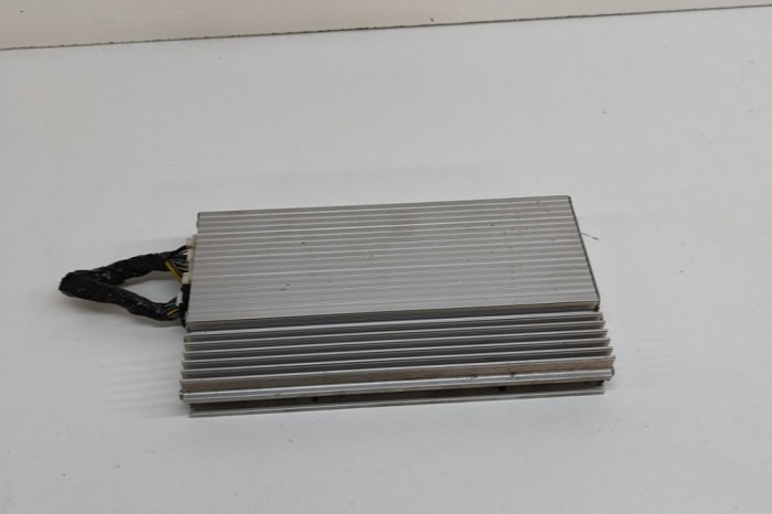 Amplificator de sunet CHRYSLER GRAND VOYAGER V RT 2008 OEM: 05107086AH 29499113