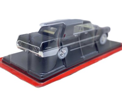 Macheta ZIL-111D Cabriolet- black 1/24 foto