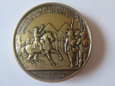 Medalie franceza necirculata rebatuta in anii 2000:Napoleon in Egipt 1798 foto