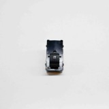 Buton geam ușă st&acirc;nga spate HYUNDAI TUCSON NX4E, NX4A 2021 OEM: 93581N70504X,93581N70504 | 15234900