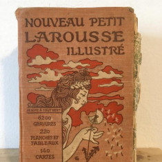 Claude Auge - Nouveau Petit Larousse Illustre.