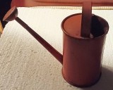 CY - Stropitoare de jucarie din tabla vopsita / perioada comunismului / H: 16 cm (cu toarta) D baza: 9 cm 200 g / stare buna fara marcaje