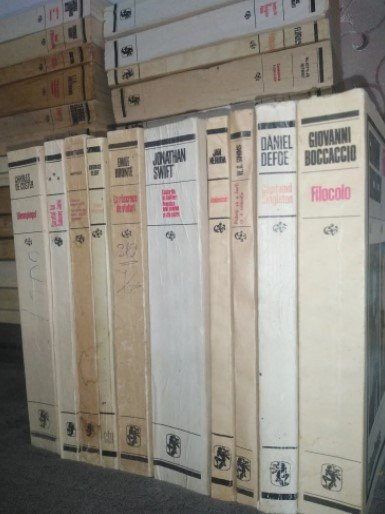 Colectia CLASICII LITERATURII UNIVERSALE - 200 de volume - colectie- bibliofilie