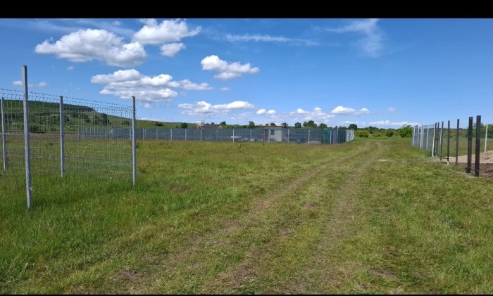 Proprietar, vand teren extravilan