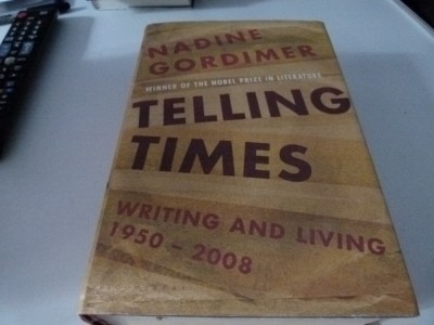 Telling times - Nadine Gordiner foto