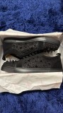 Adidasi Louboutin marimea 43 replici
