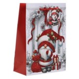 Sacosa cadou cu model de Craciun Gnome si glitter rosu, 18x8x24cm, CMCLASS