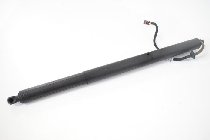 Amortizor haion dreapta PORSCHE MACAN 95B 2015 OEM: 95B827851B 3961604