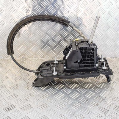 Timonerie cutie de viteze SKODA SUPERB II 3T4 2011 OEM: 3C2713025R3C0713265M 4153176 foto