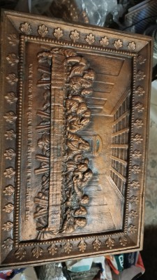 Cina cea de taina Bronz 80 ani foto