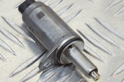 Supapa solenoid VW TIGUAN AD1 2018 OEM: 06E103697M 11481990 foto