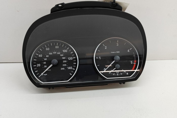 Ceas de bord BMW 1 Cabrio E88 2013 OEM: 2323699,9283802 22905043