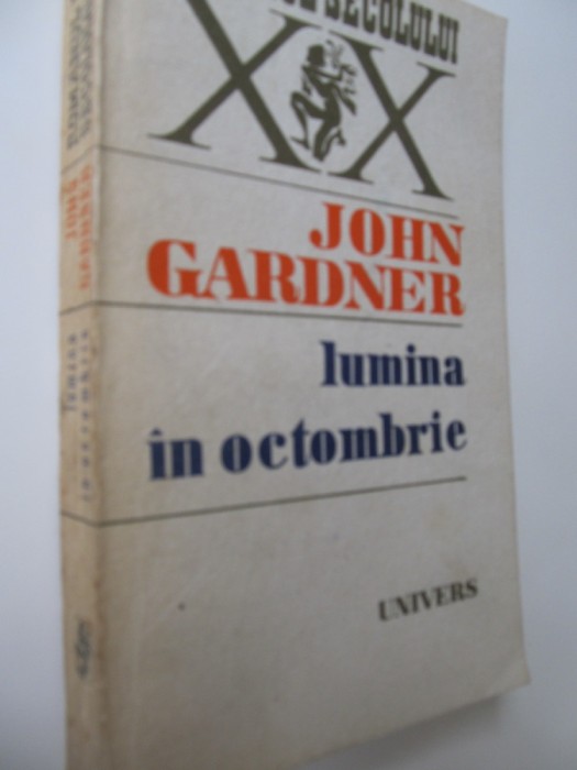 Lumina in octombrie - John Gardner