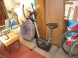 Bicicleta fitness magnetica DYNAMIC Life, volanta 6kg, display digital, greutate maxima utilizator 100 kg, stare BUNA (RIDICARE PERSONALA DE LA MINE)