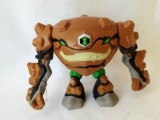 Bnk jc Ben 10 - figurina Gravattack