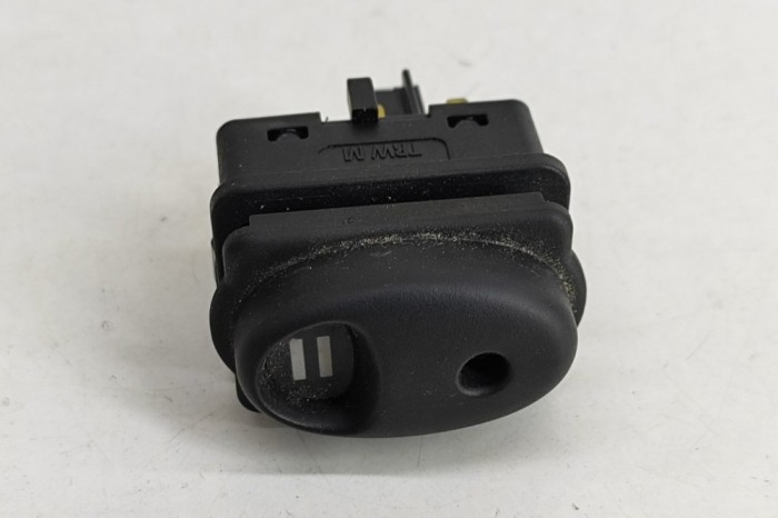 Comutator &icirc;ncălzire luneta ASTON MARTIN DB7 Coupe 1995 OEM: 91AG-18C621-AA 26476481