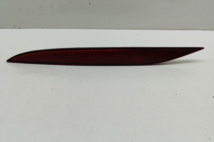 Reflector bara de protecție dreapta spate TESLA MODEL X 2020 OEM: 1034342 | 31671510
