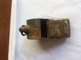Fluier de arbitru fotbal din alama IPMS Arad RPR romania anii &#039;50 vechi