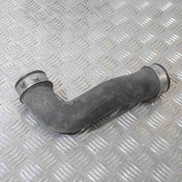 Furtun intercooler dreapta VW GOLF V 1K1 2005 OEM: 1K0145834L