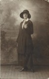 P2650N Femeie, studio Zalevski, Brăila, 1923