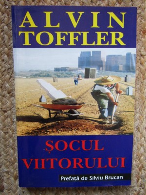 SOCUL VIITORULUI- ALVIN TOFFLER foto