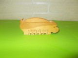 PUZZLE din LEMN de pin nordic , purcelusi , Made in Sweden
