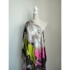 Eșarfă Damă Viscoză Graffiti Special Plus Muștar Ciclamen 180x60cm - Fabricată &icirc;n Italia - Accesorii Modă Toate Sezoanele