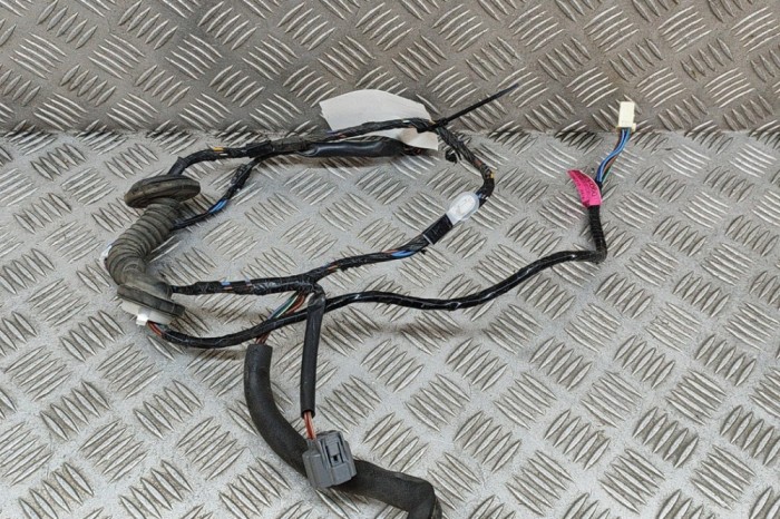 Cablaj ușă st&acirc;nga spate ISUZU D-MAX II TFR, TFS 2014 OEM: 8981595363,898159-5363-060 27548591