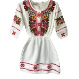 Cumpara ieftin Rochie traditionala alba pentru fetite cu motiv floral multicolor - RTF14