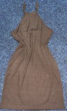 Rochie maro cu spatele gol