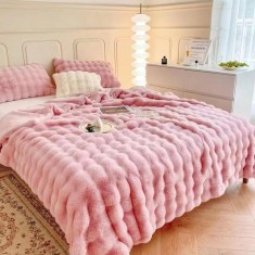 Patura pufoasa Royal Bunny PP020