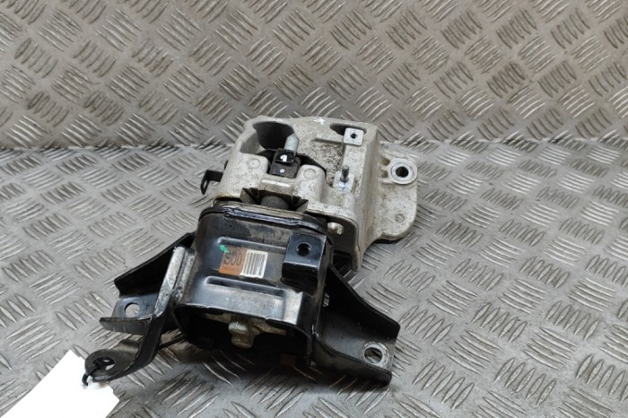 KIA NIRO 2021 OEM: 21870-K4000 SKU: 28850126