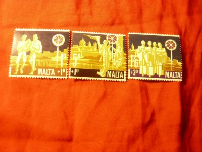 Serie Malta 1969 - CRACIUNUL , 3 valori (VAL. 1d cu defect) foto