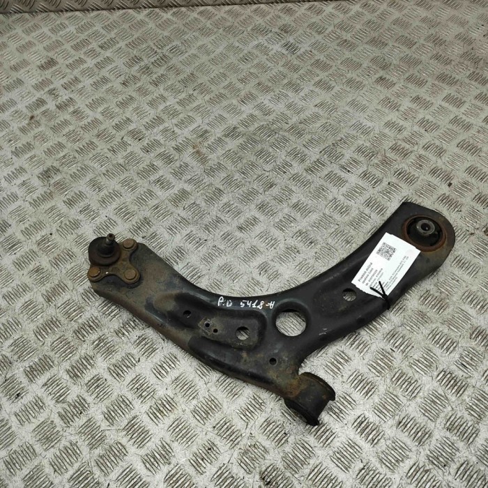 Braț inferior dreapta față AUDI A3 Limousine 8VS, 8VM 2018 OEM: 81A407152C