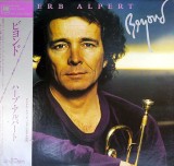 Vinil LP "Japan Press" Herb Alpert &lrm;&ndash; Beyond (VG+)