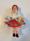 Papusa vintage slovaca / Cehoslovacia, Lidova Tvorba, anii 80, 15cm, stare foarte buna