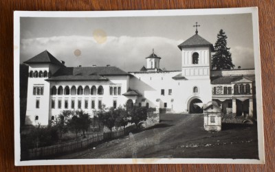 CP Manastirea Horezu Hurezi Valcea fatada manastirii J. Fischer 1936 foto