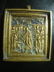 Iconita veche din bronz -inc.sec.XIX ,urme de email ,dim.= 5,5x6,3cm foto