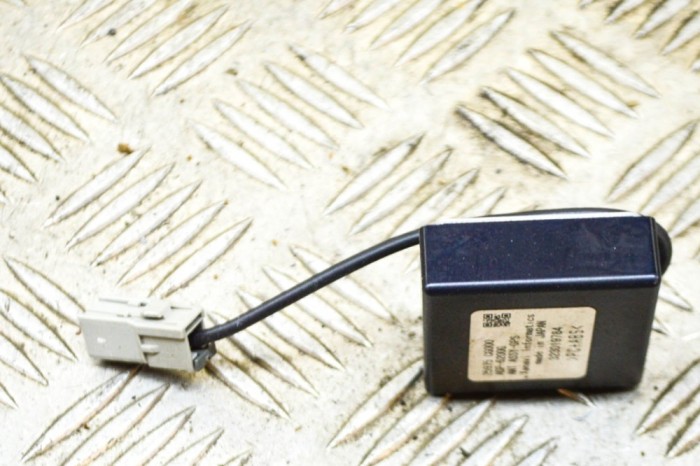 Amplificator de antena INFINITI FX 2004 OEM: 25975CG000 14259095