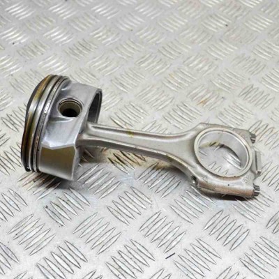 Piston PORSCHE CAYENNE 92A 2015 OEM: 94810301922,94810304827,948.103.019.22,948.103.048.27 foto