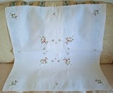 Fata de masa Vintage din bumbac cu broderie florala- Floricele Roz