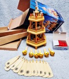 Vtg Piramida Craciun Decor sarbatori anii &#039;80 Lumanari Lemn Sculptat nou cutie